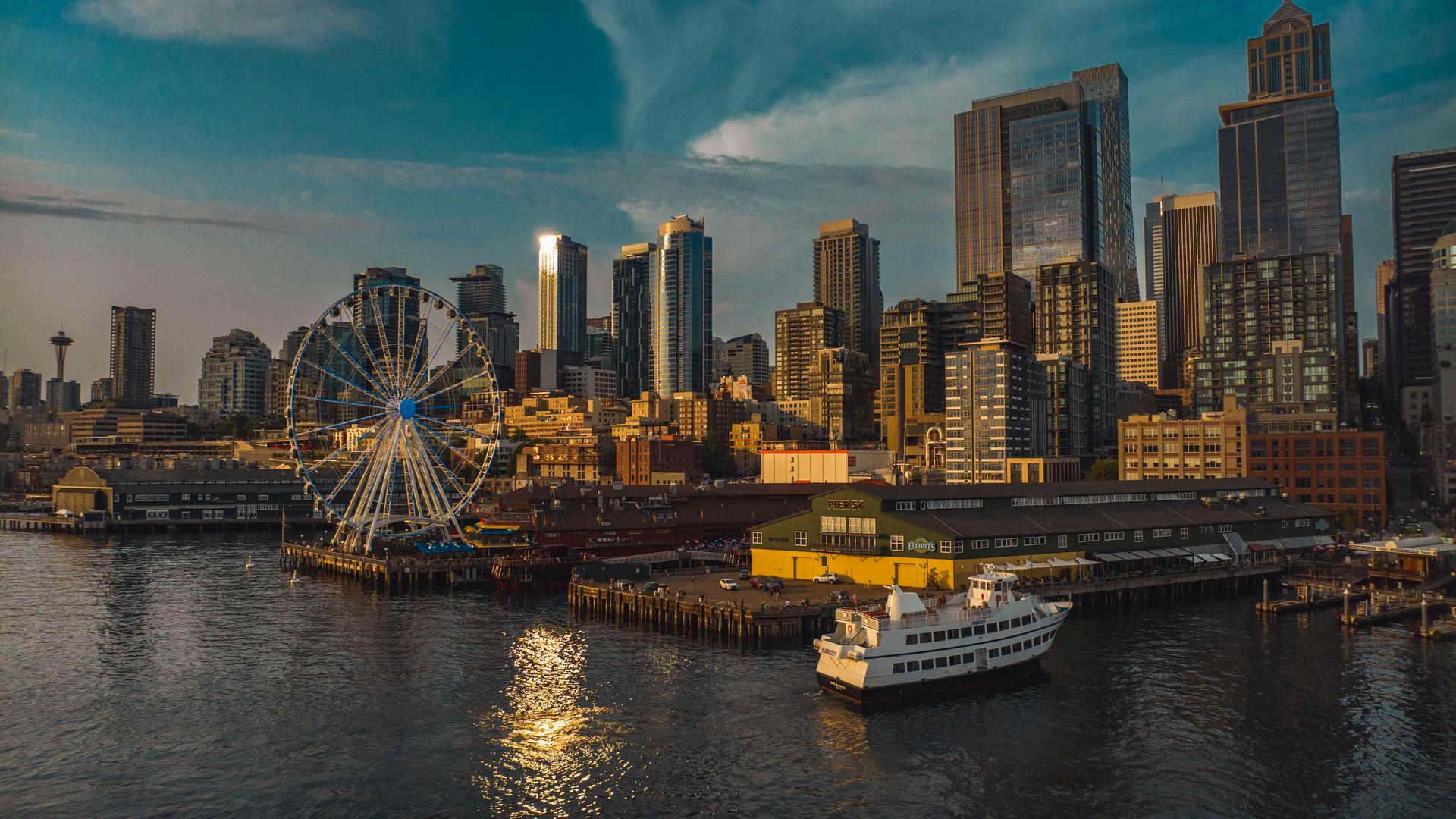 Seattle billboard advertising environment and city context – view 1