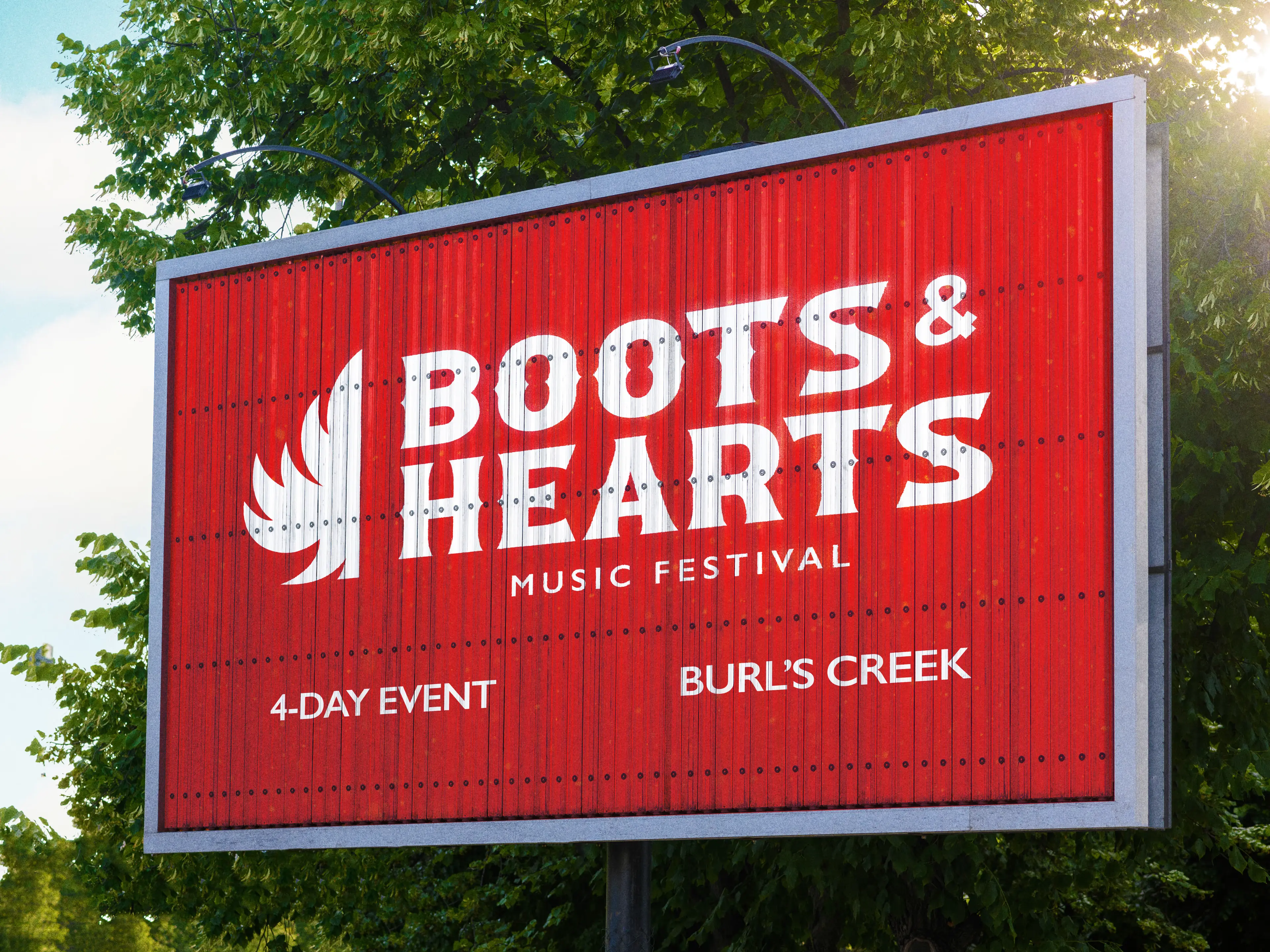 Festivalgoers at Boots and Hearts with a route-based outdoor advertising context