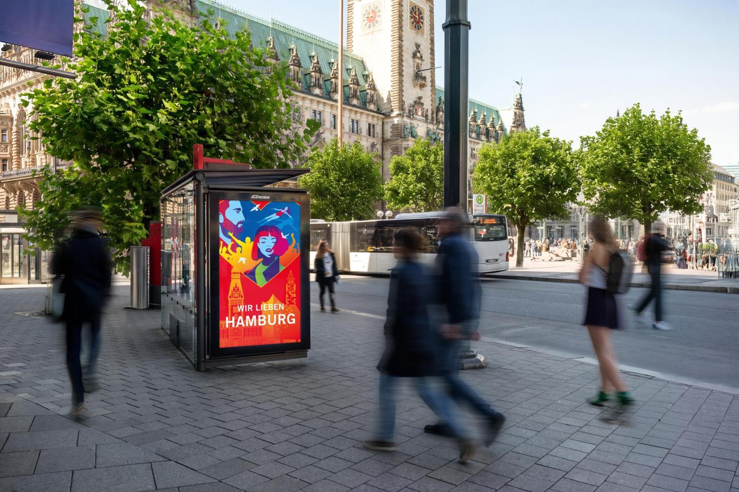 JCDecaux bus shelter street furniture in Hamburg, Germany